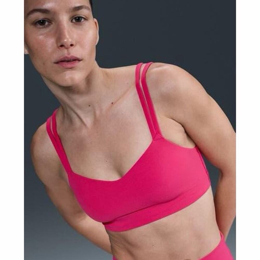 NWT Nike Women's Pink Zenvy Strappy Light-Support Padded Sports Bra